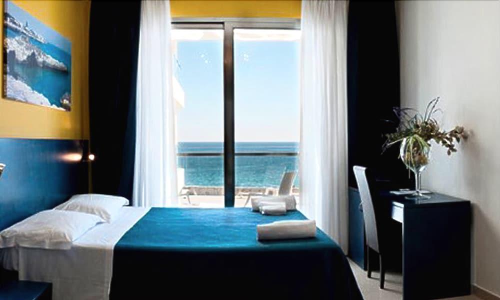 Hotel Cosmopol Cesenatico Esterno foto